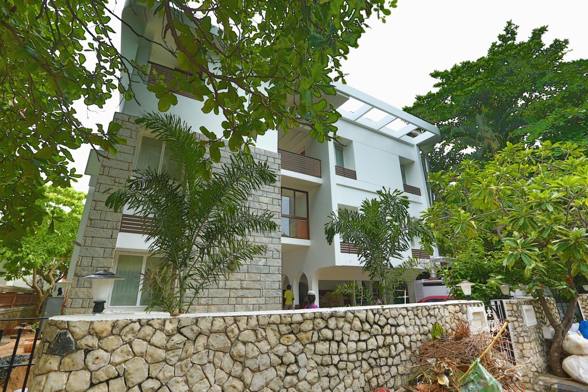 Avenue 11 Boutique Residences, Poes Garden 3*