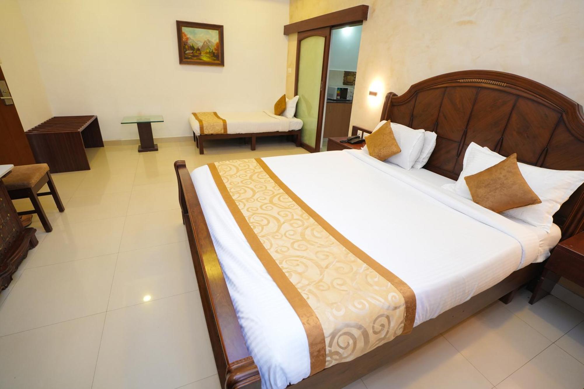 Avenue 11 Boutique Residences, Poes Garden होटल